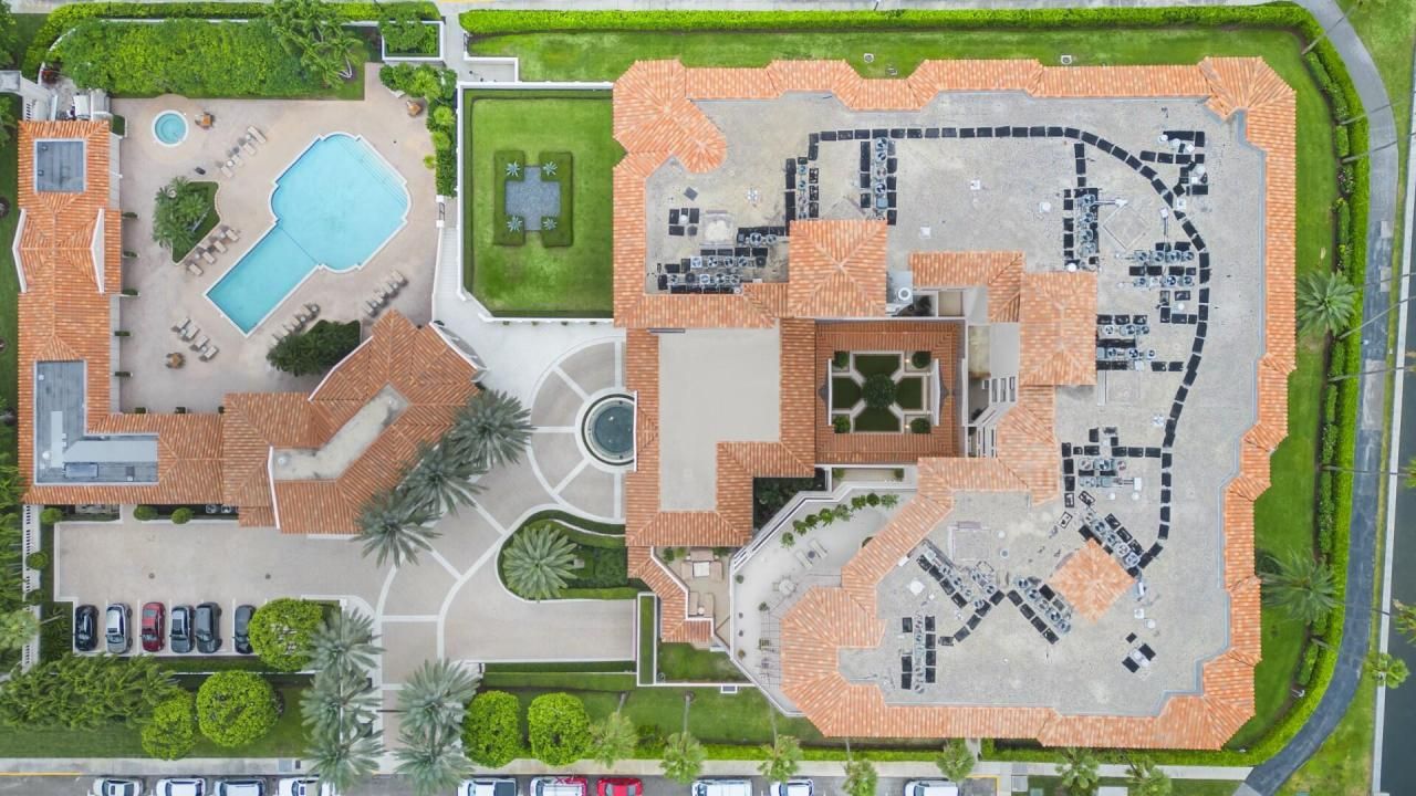 200 Bradley Place, Unit 301, Palm Beach, FL 33480 Photo