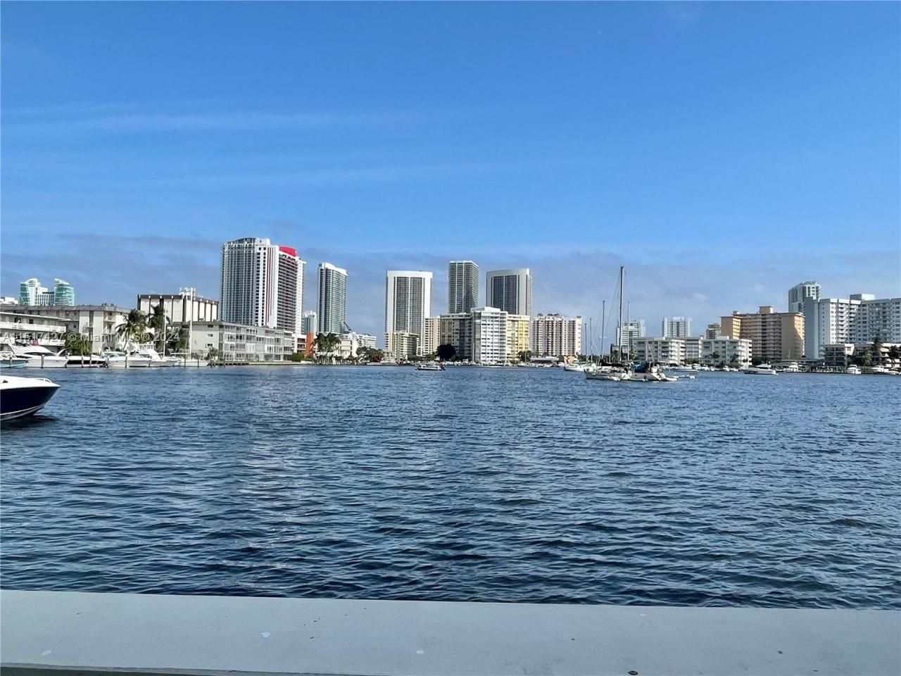 462 Golden Isles Dr, Unit 210, Hallandale Beach, FL 33009 Photo