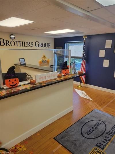 4627 Arnold Ave, Naples, FL 34104 Photo