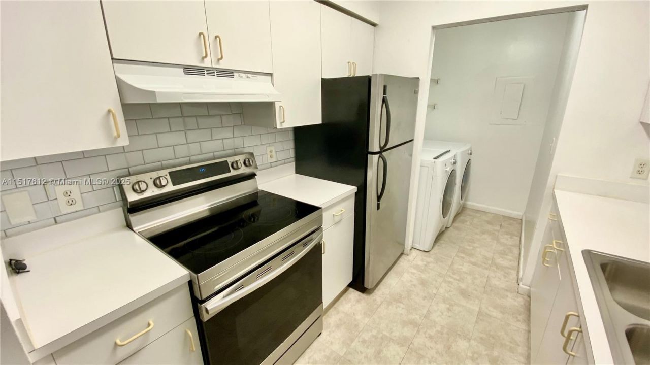 19901 E Country Club Dr, Unit 2103, Aventura, FL 33180 Photo