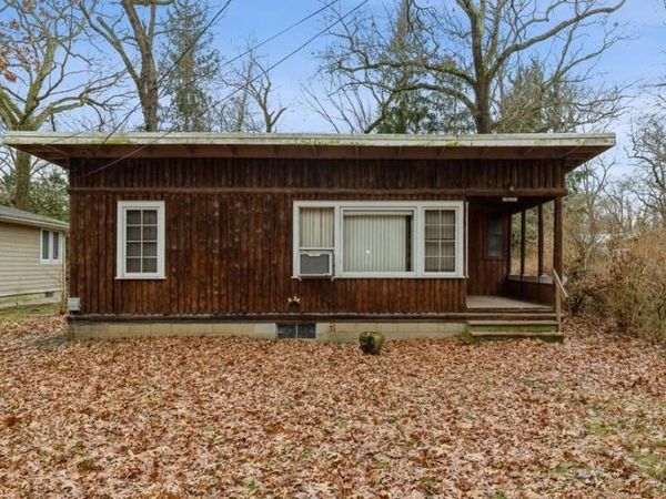 76 Pokagon Trail, New Buffalo, MI 49117