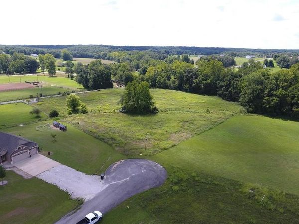 26 Gallant Dr Or 11 Sassfrass, Troy, MO 63379