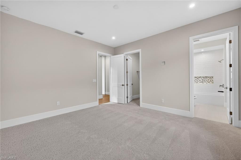 2055 Cambridge Park Dr, Naples, FL 34109 Photo