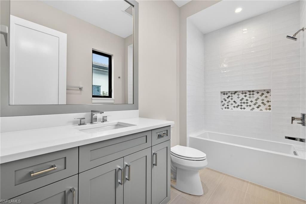 2055 Cambridge Park Dr, Naples, FL 34109 Photo