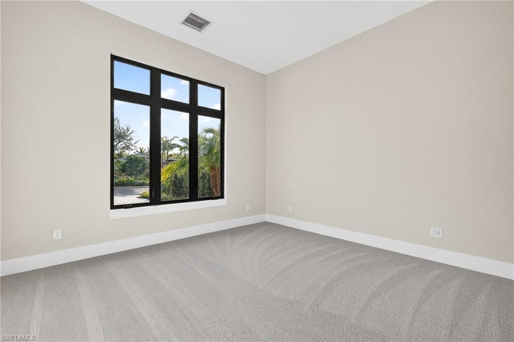 2055 Cambridge Park Dr, Naples, FL 34109 Photo