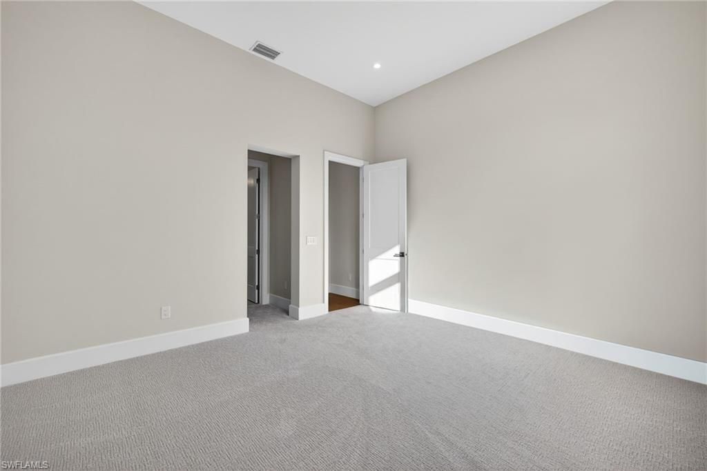 2055 Cambridge Park Dr, Naples, FL 34109 Photo