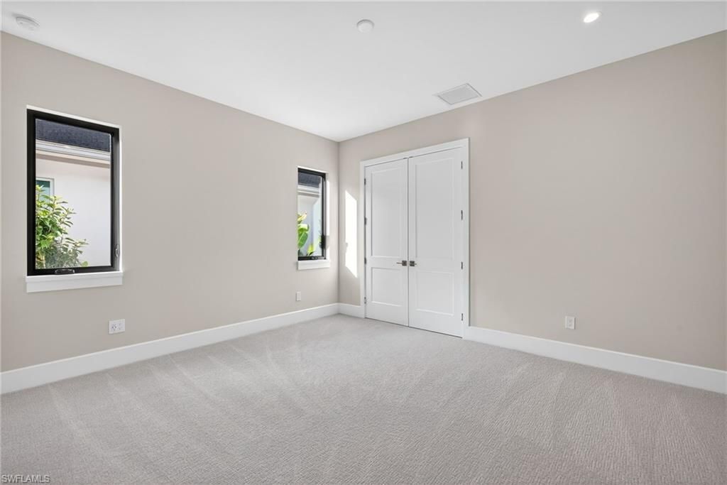 2055 Cambridge Park Dr, Naples, FL 34109 Photo