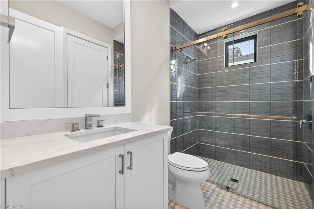 2055 Cambridge Park Dr, Naples, FL 34109 Photo