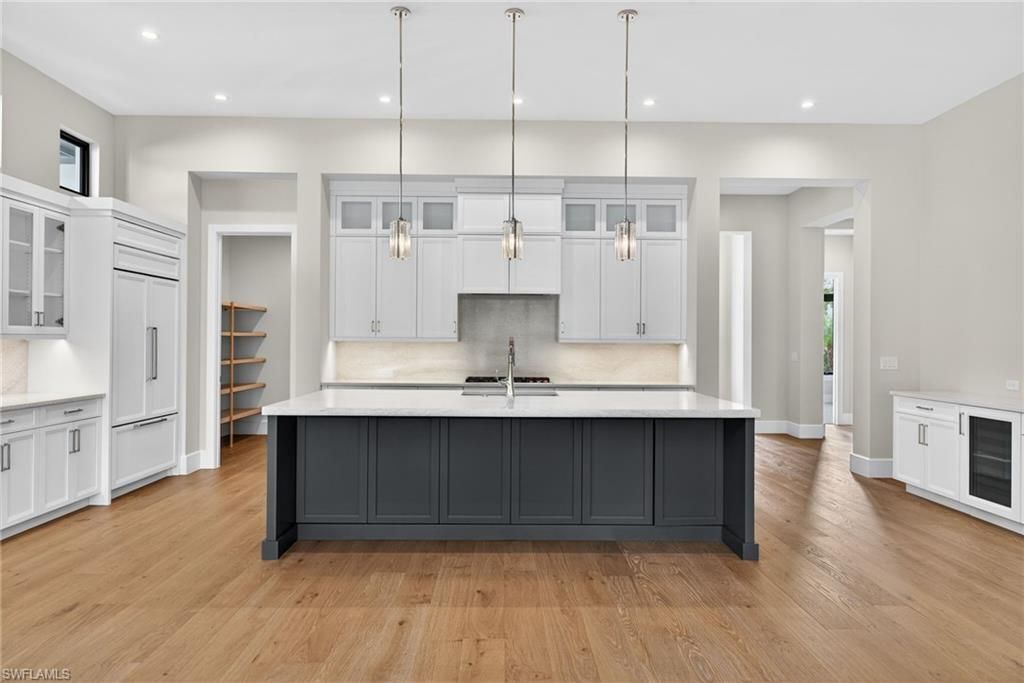 2055 Cambridge Park Dr, Naples, FL 34109 Photo