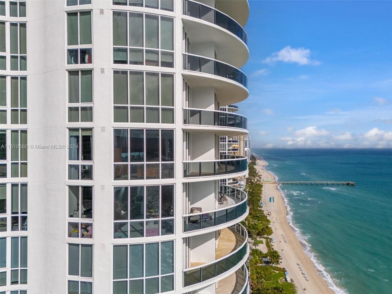 15901 Collins Ave, Unit 2801, Sunny Isles Beach, FL 33160 Photo