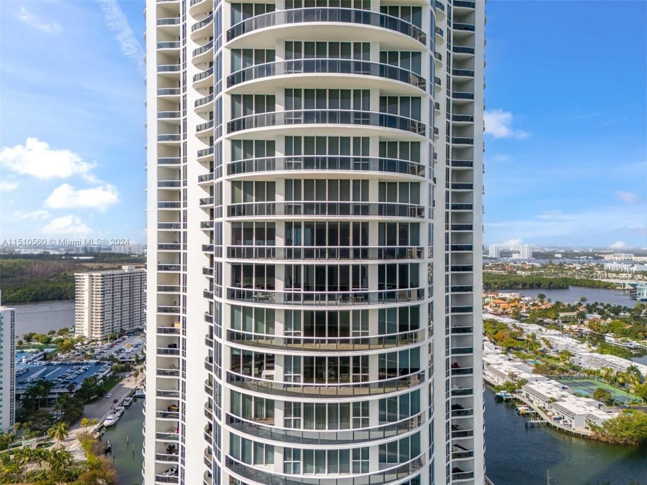 15901 Collins Ave, Unit 2801, Sunny Isles Beach, FL 33160 Photo