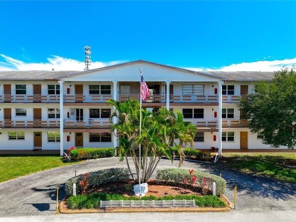 6015 19TH STREET N, Unit 308, ST PETERSBURG, FL 33714
