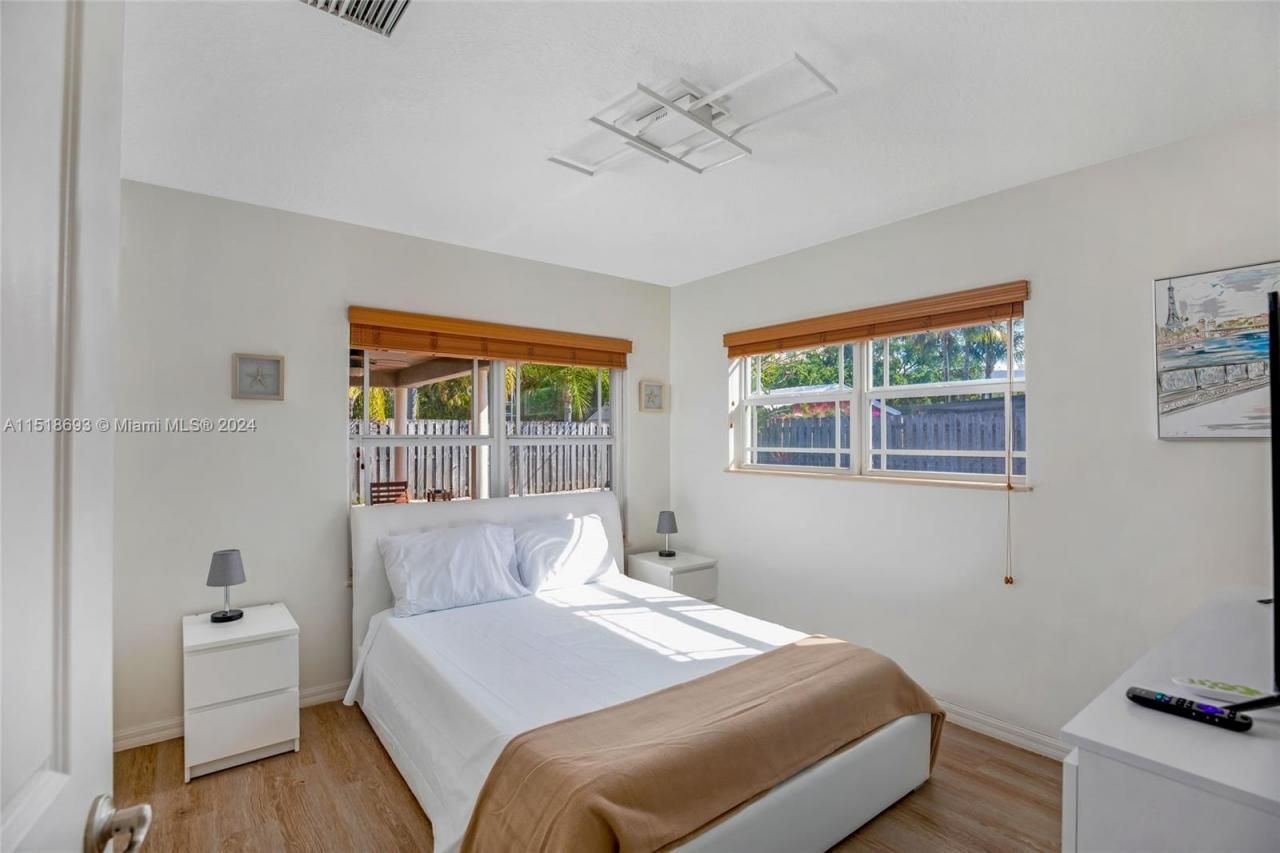 4710 NE 18th Ter, Fort Lauderdale, FL 33308 Photo