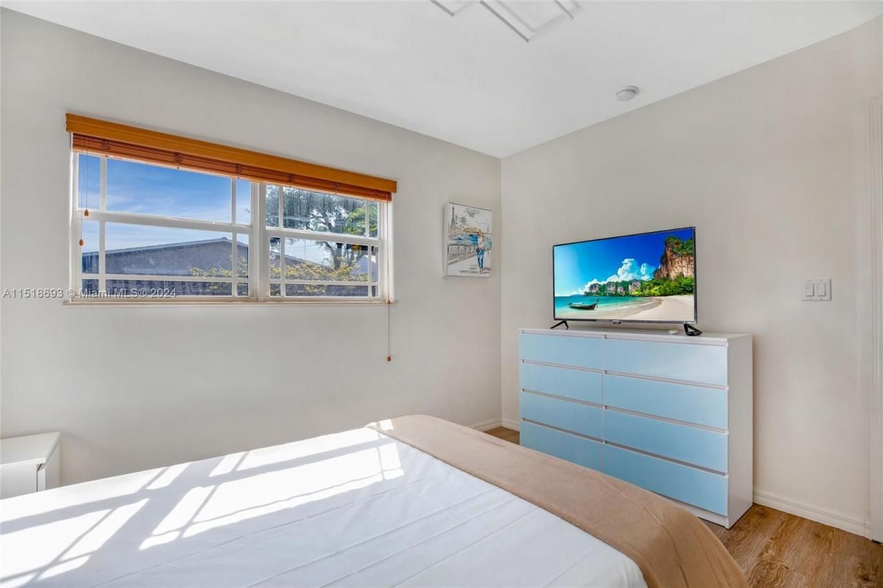 4710 NE 18th Ter, Fort Lauderdale, FL 33308 Photo