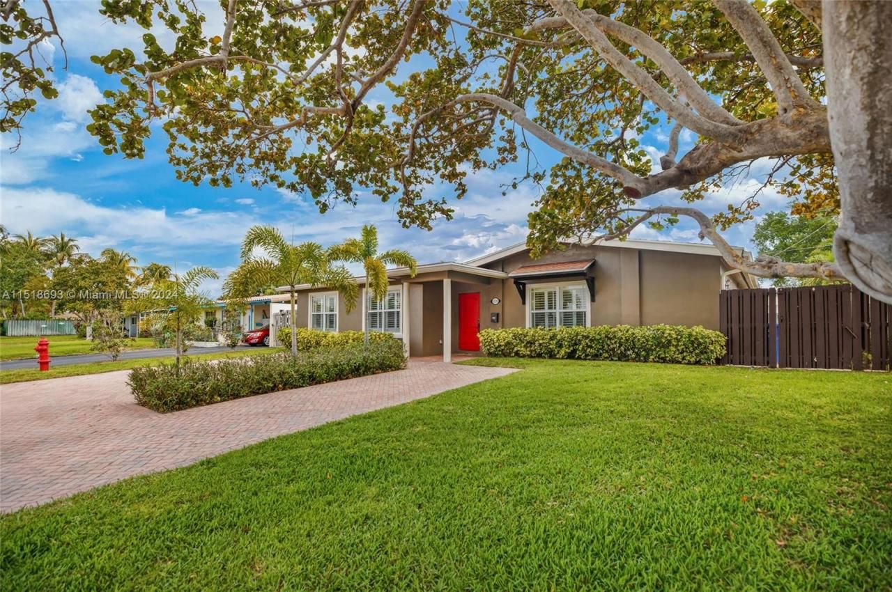 4710 NE 18th Ter, Fort Lauderdale, FL 33308 Photo