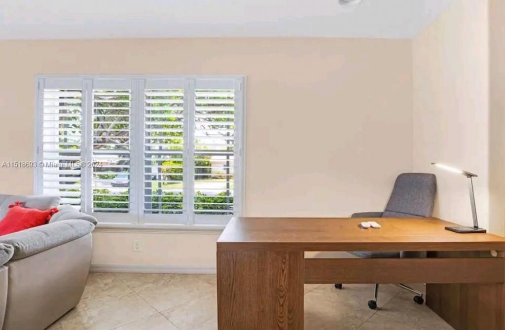 4710 NE 18th Ter, Fort Lauderdale, FL 33308 Photo
