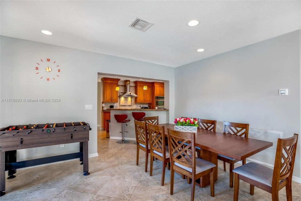 4710 NE 18th Ter, Fort Lauderdale, FL 33308 Photo
