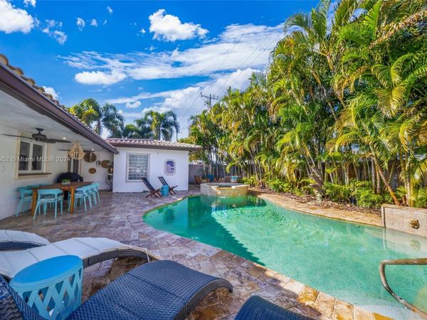 5801 NE 18th Ter, Fort Lauderdale, FL 33308