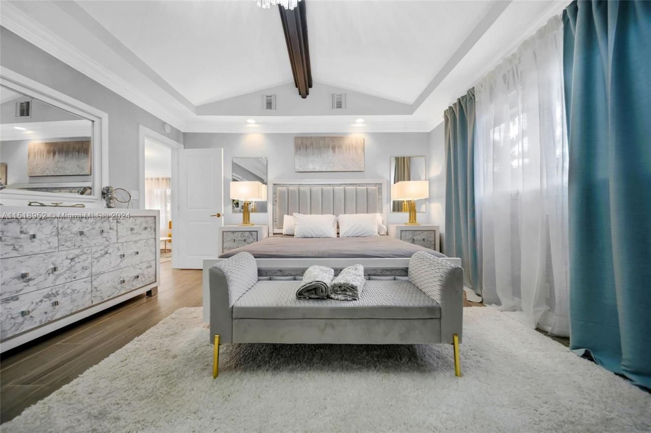 5801 NE 18th Ter, Fort Lauderdale, FL 33308 Photo