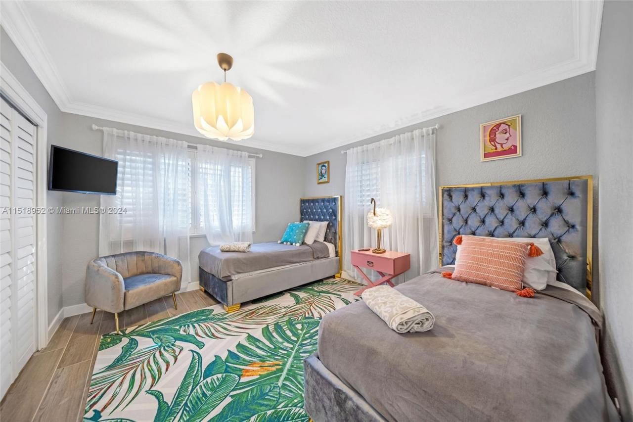 5801 NE 18th Ter, Fort Lauderdale, FL 33308 Photo