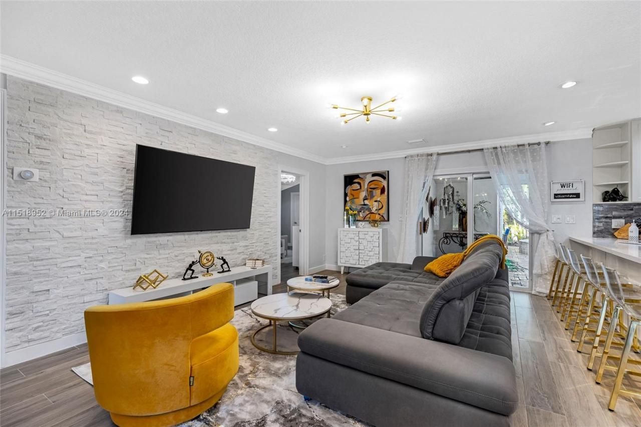 5801 NE 18th Ter, Fort Lauderdale, FL 33308 Photo