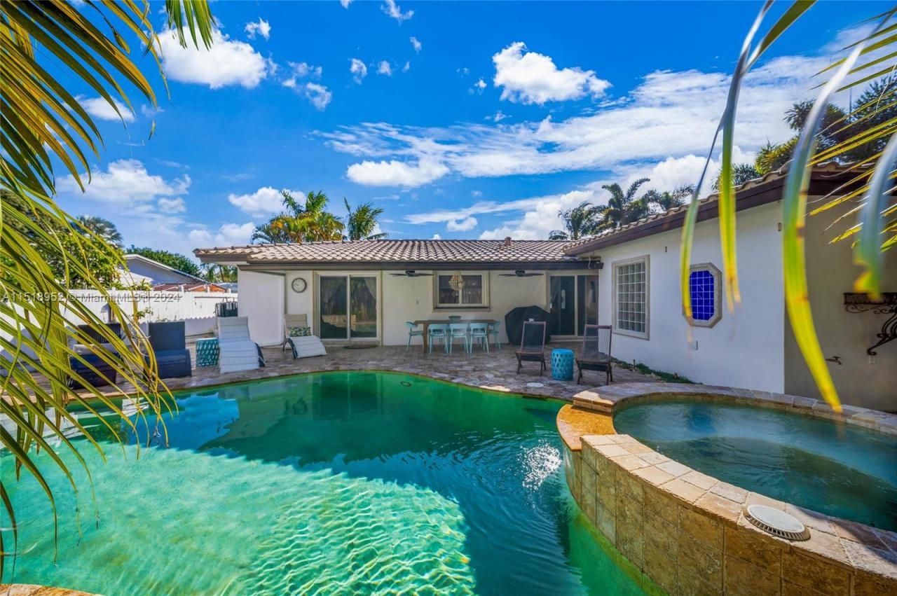 5801 NE 18th Ter, Fort Lauderdale, FL 33308 Photo