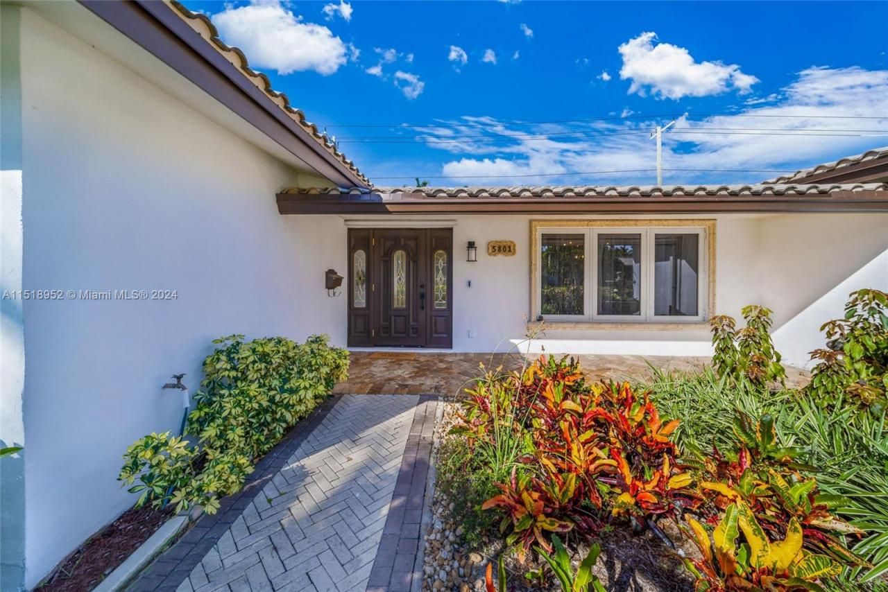 5801 NE 18th Ter, Fort Lauderdale, FL 33308 Photo