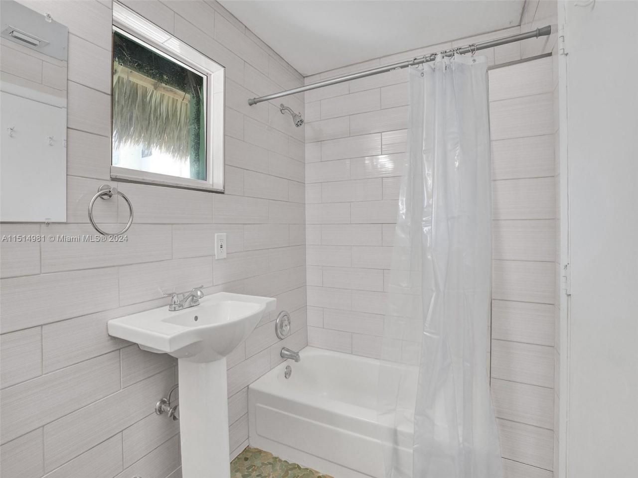 900 N Surf Rd, Unit 2, Hollywood, FL 33019 Photo