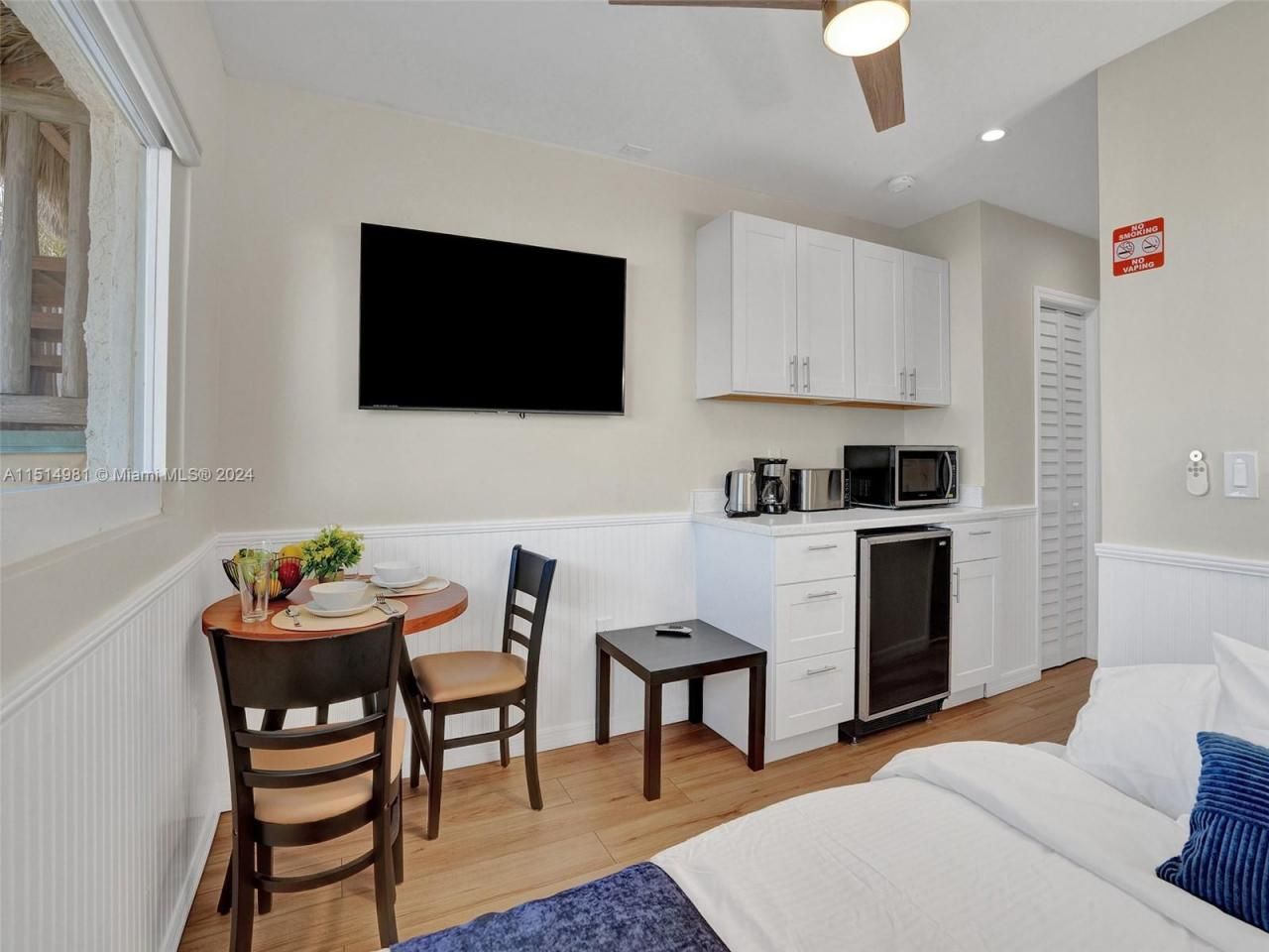 900 N Surf Rd, Unit 2, Hollywood, FL 33019 Photo