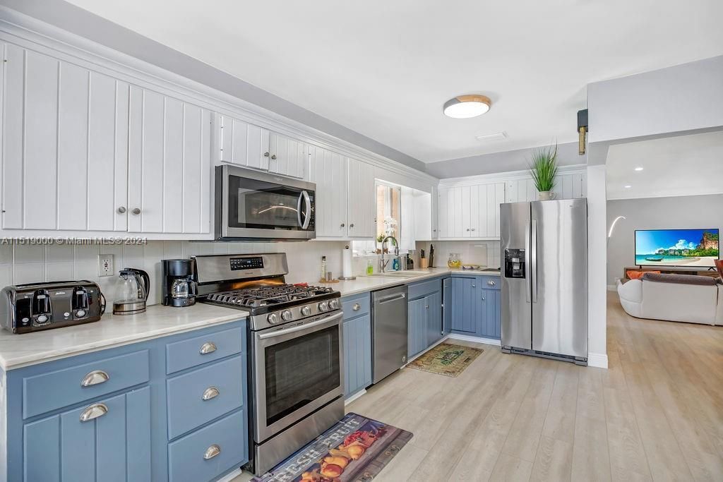 5320 NE 16th Ter, Fort Lauderdale, FL 33334 Photo