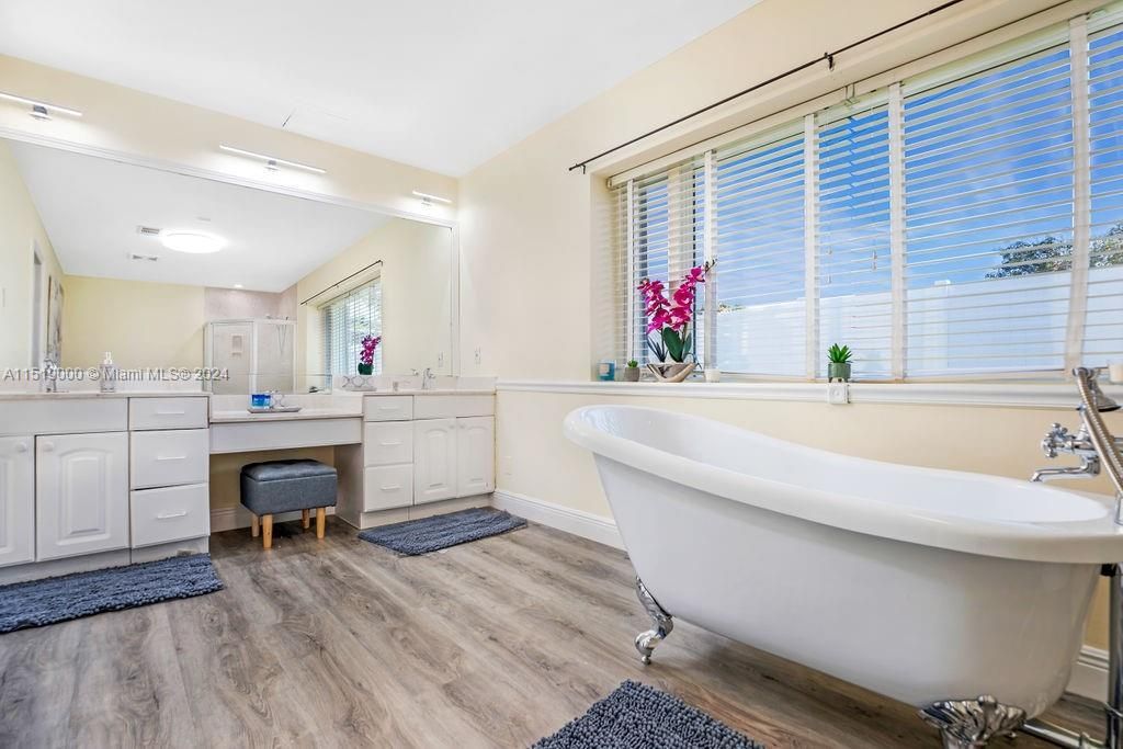 5320 NE 16th Ter, Fort Lauderdale, FL 33334 Photo