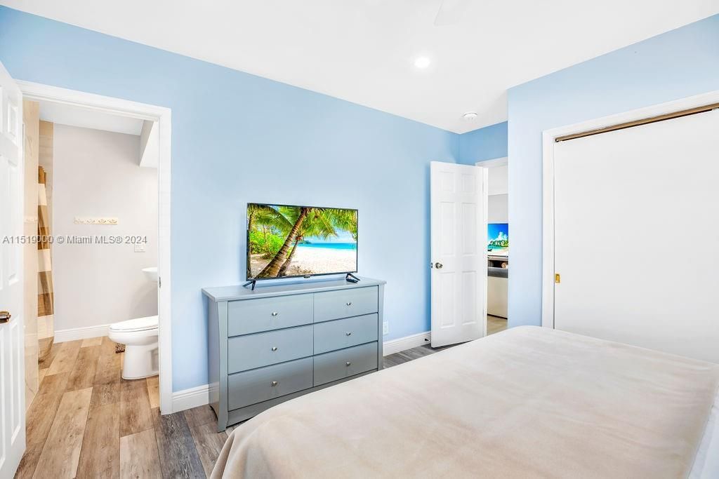 5320 NE 16th Ter, Fort Lauderdale, FL 33334 Photo