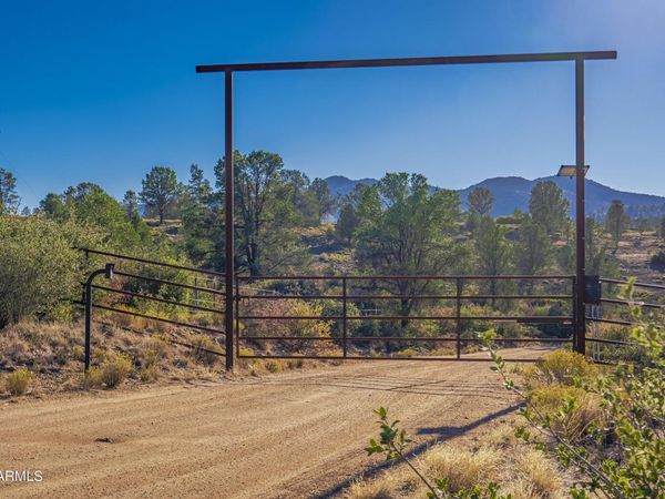 01 Blue Sky Drive, Unit A, Peeples Valley, AZ 86332