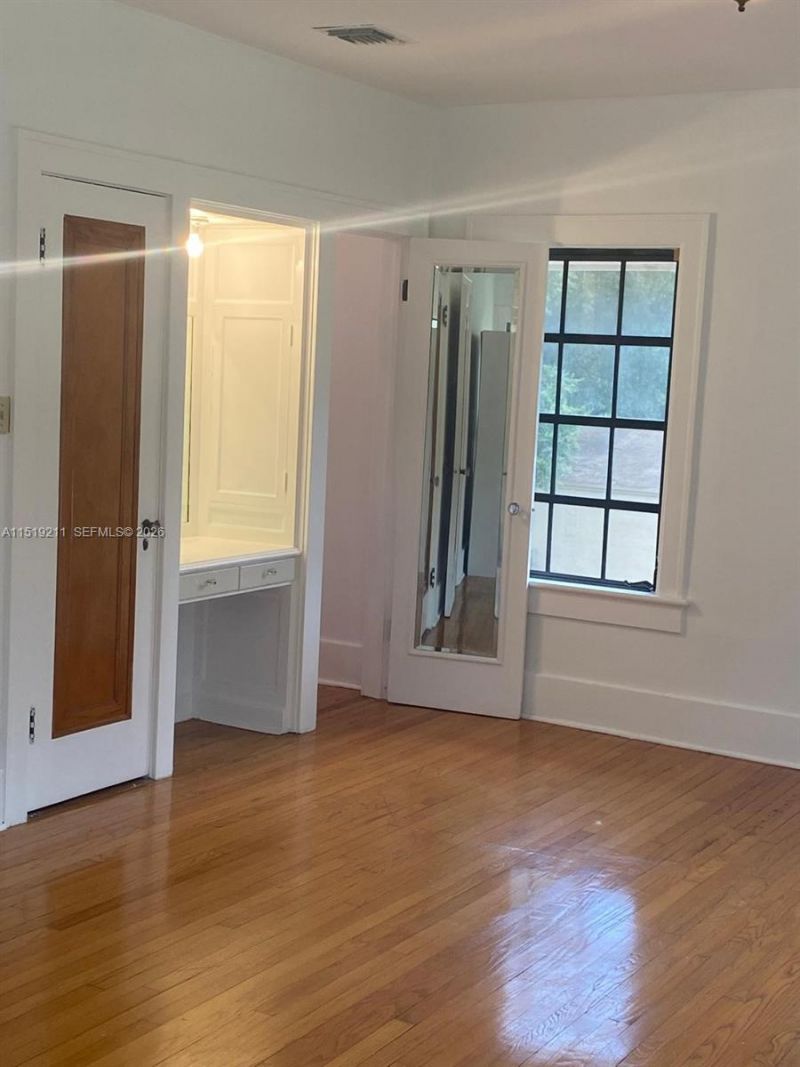 8900 NE 1st Ave, Unit 1, El Portal, FL 33138 Photo