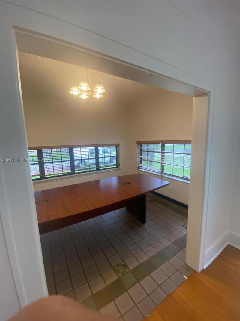 8900 NE 1st Ave, Unit 1, El Portal, FL 33138 Photo