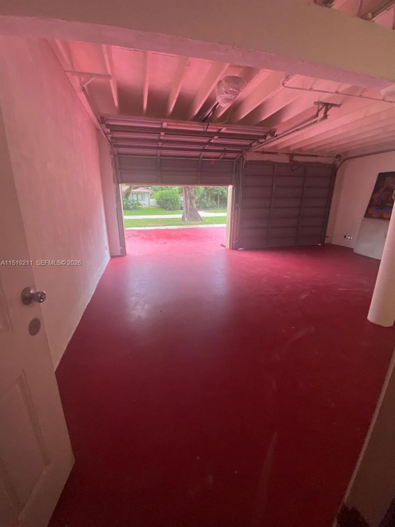 8900 NE 1st Ave, Unit 1, El Portal, FL 33138 Photo