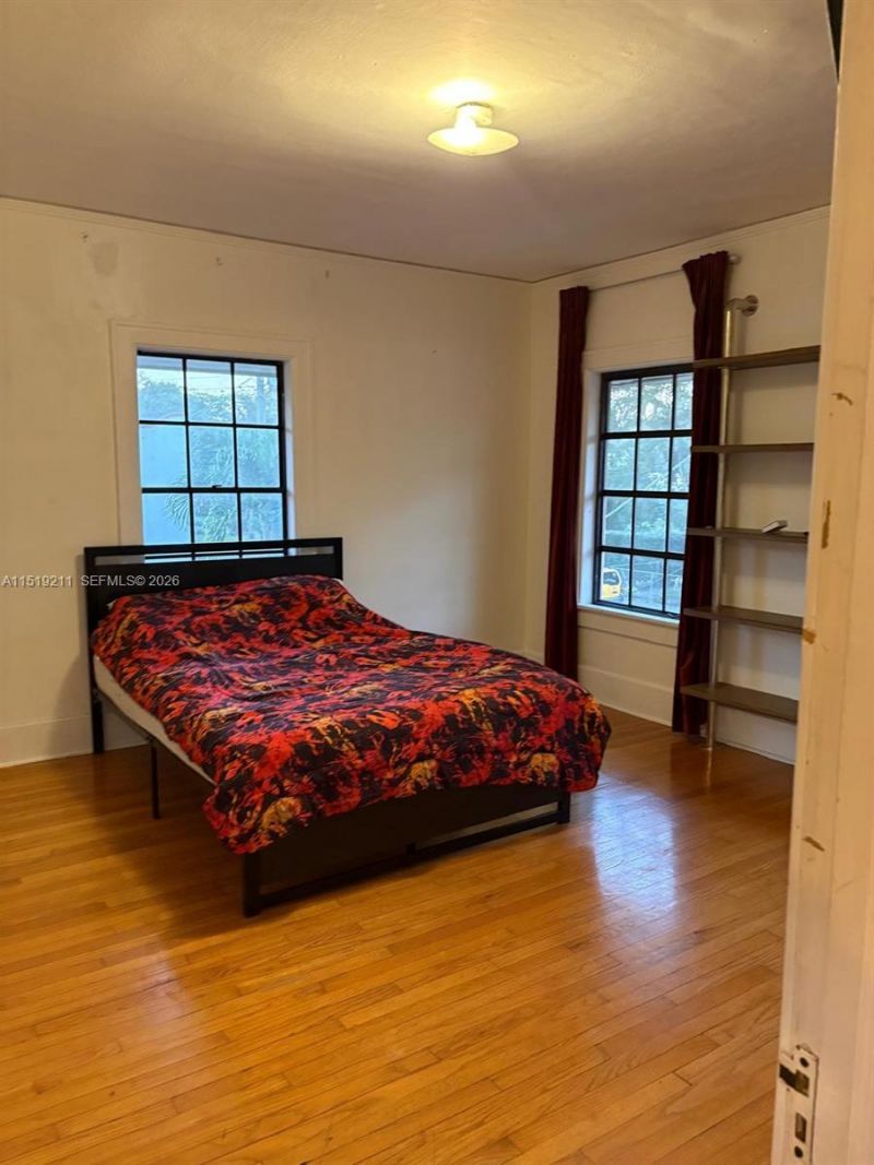 8900 NE 1st Ave, Unit 1, El Portal, FL 33138 Photo