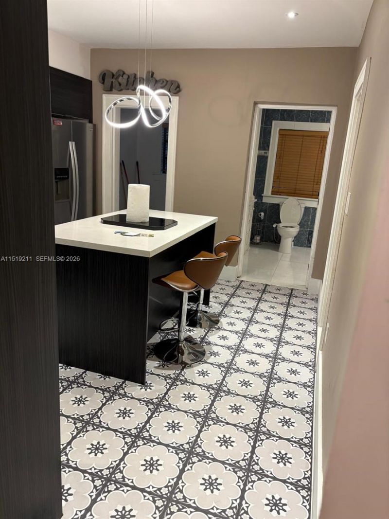 8900 NE 1st Ave, Unit 1, El Portal, FL 33138 Photo