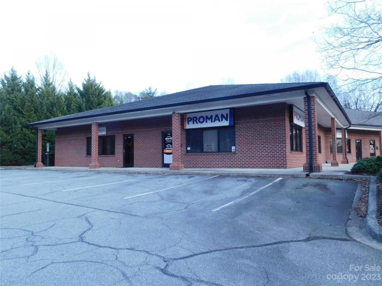 1200-1244 N Flint Street, Lincolnton, NC 28092 Main Photo