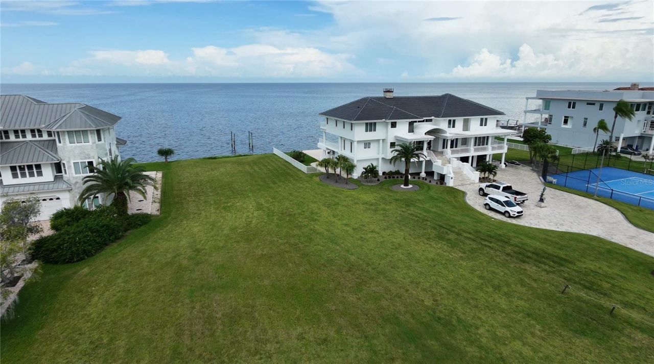 5141 Westshore Drive, New Port Richey, FL 34652 Photo