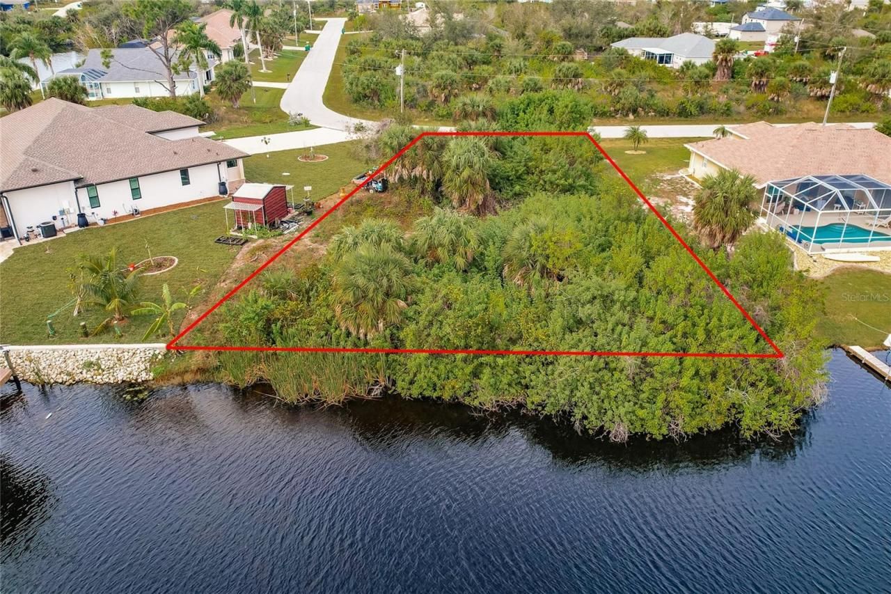 9462 Wacker Terrace, Port Charlotte, FL 33981 Photo