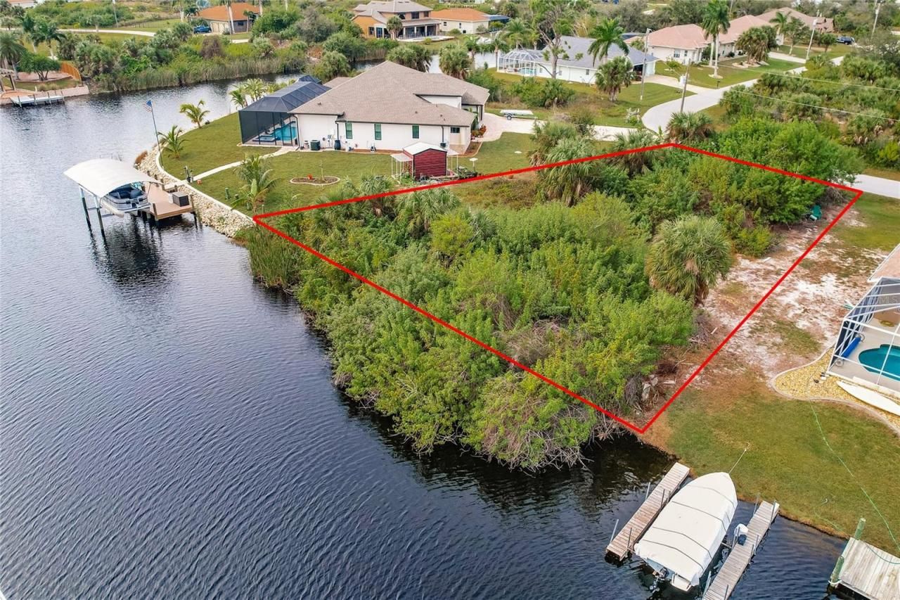 9462 Wacker Terrace, Port Charlotte, FL 33981 Photo