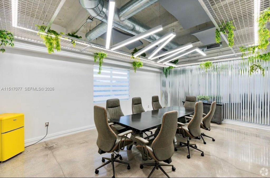 2550 NW 100th Ave, Doral, FL 33172 Photo