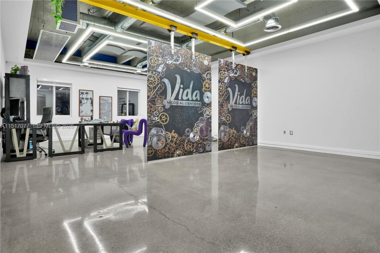 2550 NW 100th Ave, Doral, FL 33172 Photo