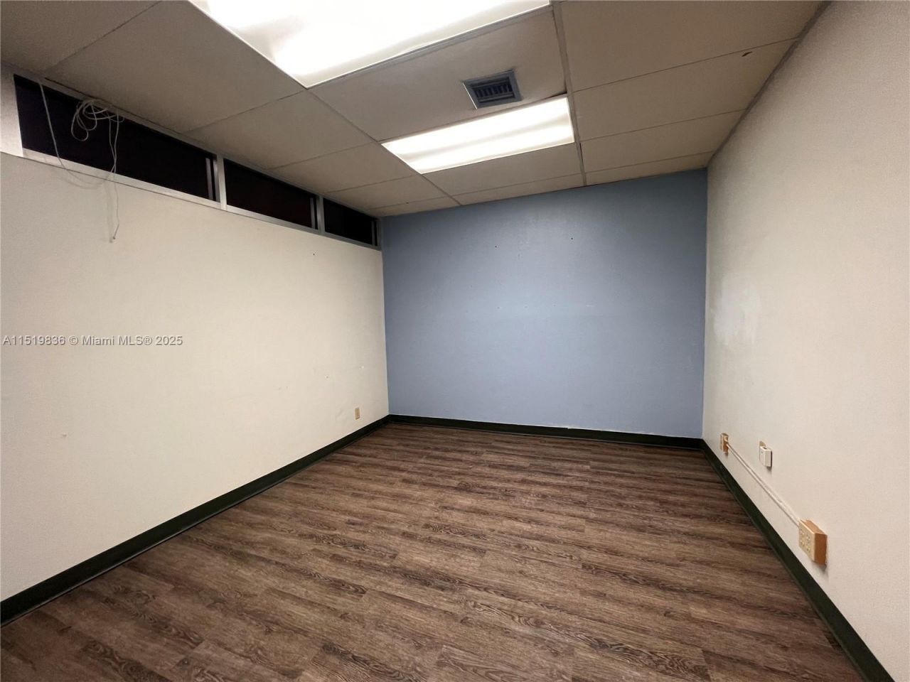 5975 W Sunrise Blvd, Unit 208B, Sunrise, FL 33313 Photo