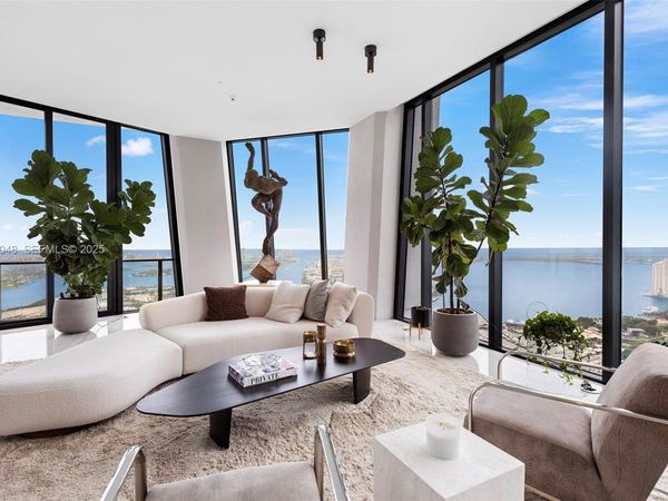 1000 Biscayne Blvd, Unit 5501, Miami, FL 33132