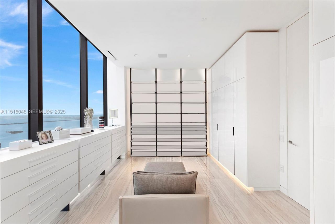 1000 Biscayne Blvd, Unit 5501, Miami, FL 33132 Photo