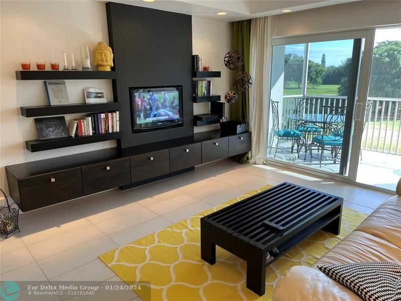 3100 N Palm Aire Drive, Unit 304, Pompano Beach, FL 33069 Photo