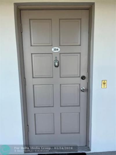 3100 N Palm Aire Drive, Unit 304, Pompano Beach, FL 33069 Photo