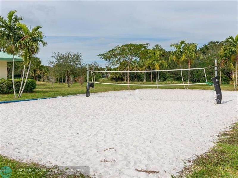 3100 N Palm Aire Drive, Unit 304, Pompano Beach, FL 33069 Photo